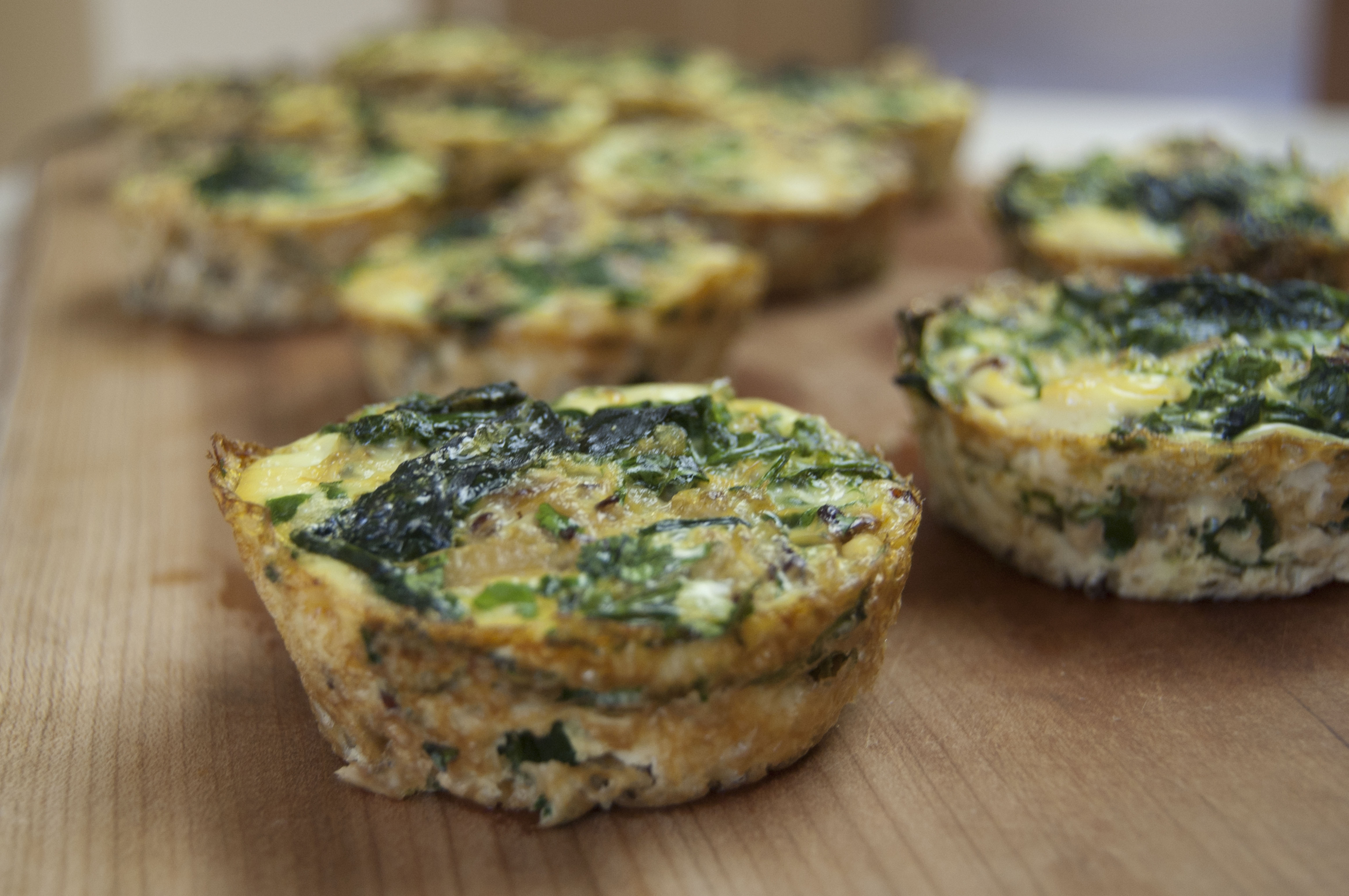 Quinoa-Spinach & Egg Muffins - Manuel Villacorta