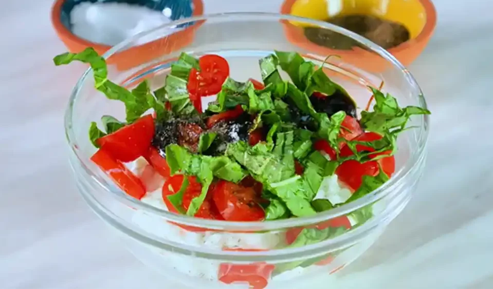 cottage cheese and tomato bruschetta bowl